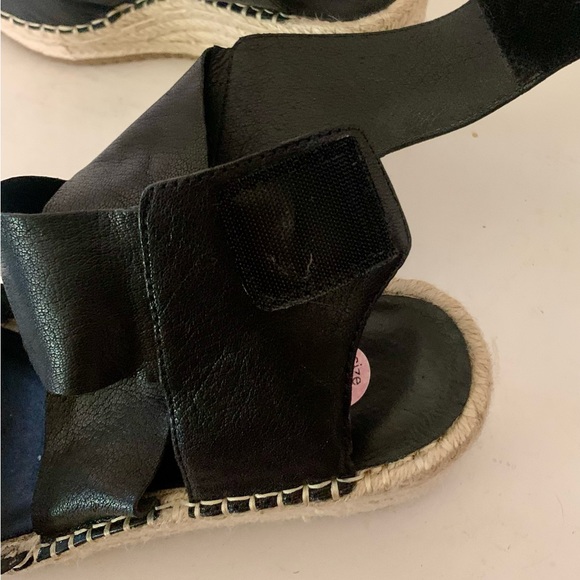 Eileen Fisher Willow Wedge Espadrille Sandal Shoe Velcro Black Leather Sz 9 - Picture 5 of 8